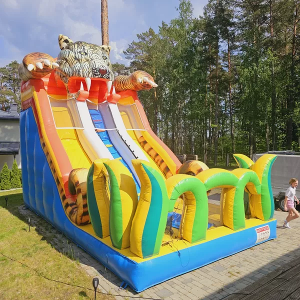 Tiger Slide piepūšama atrakcija bērniem